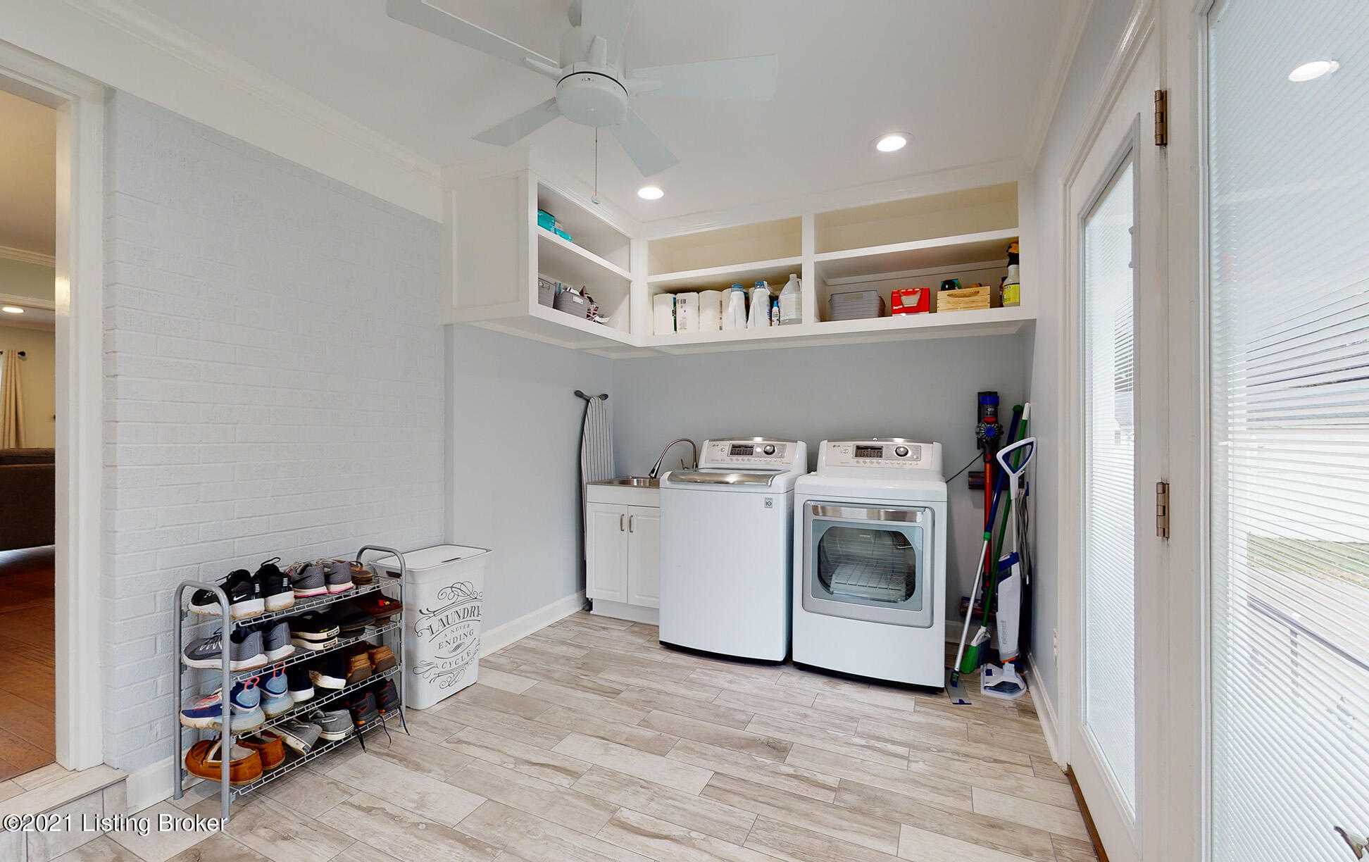 3604 Hanover Road Louisville, KY 40207 - Photo 13 of 58 3604-Hanover-Rd20211014_013