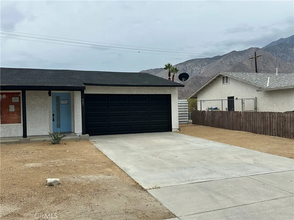 485 West Tramview Road Palm Springs, CA 92262 - Photo 2 of 16 a house with a outdoor space