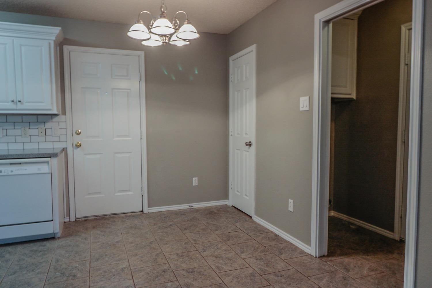 6716 4th Street, Unit A Lubbock, TX 79416 - Photo 2 of 10 Photo 2