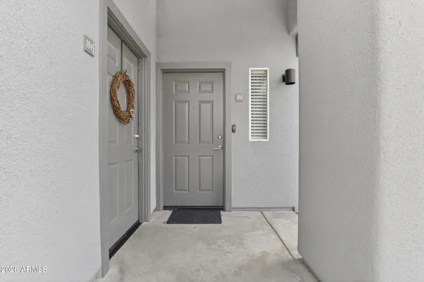 $385,000 | 7401 West Arrowhead Clubhouse Drive, Unit 2045, Glendale, AZ 85308