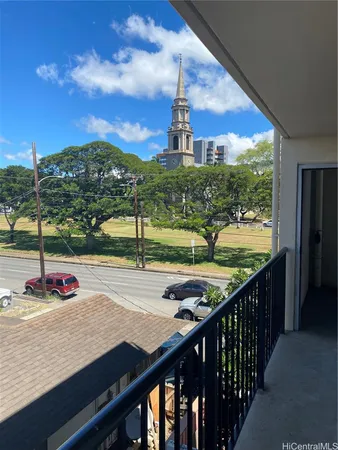 $1,800 | 1709 South Beretania Street, Unit 3A, Honolulu, HI 96826