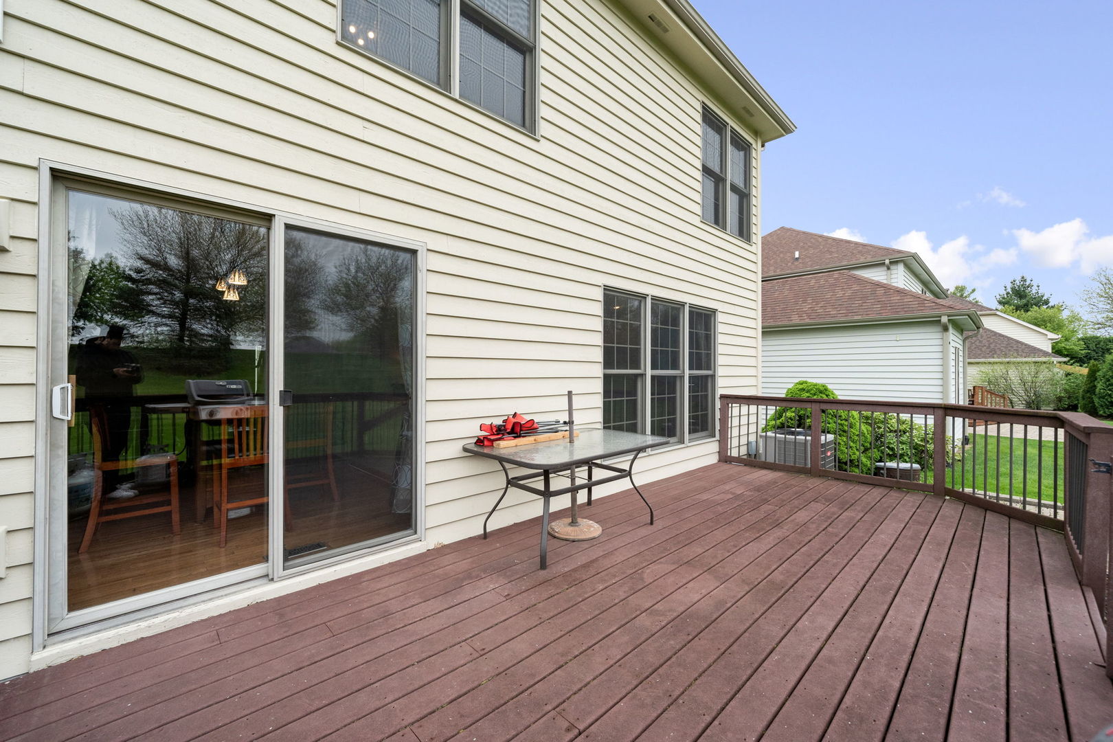 4123 Easy Circle Naperville, IL 60564 - Photo 38 of 45 a view of a terrace with a lounge chair