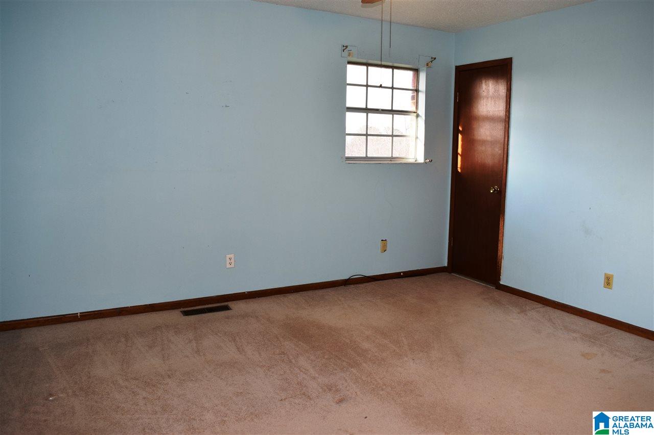 1340 Suncrest Road Bessemer, AL 35020 - Photo 14 of 48 Gallery Image 14