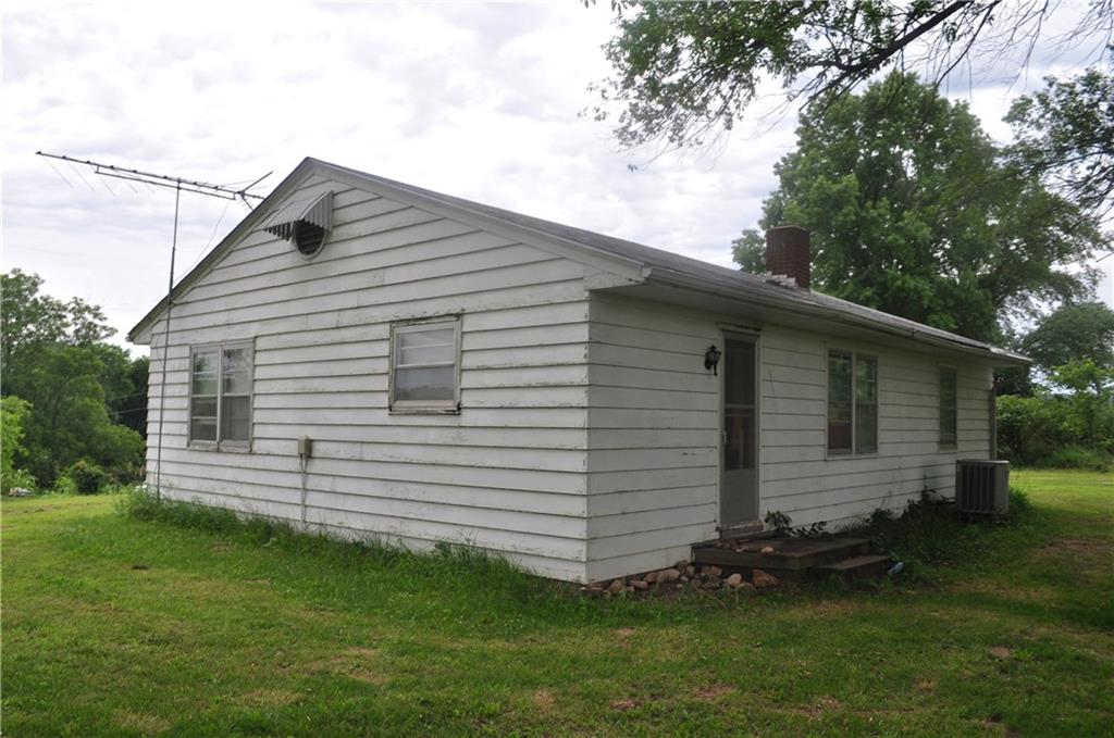 33135 Iatan Road Weston, MO 64098 - Photo 4 of 43