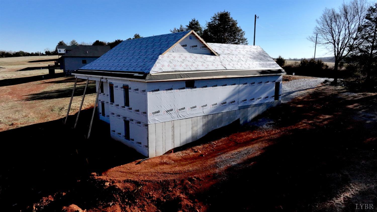 6 Leesville Road Evington, VA 24550 - Photo 17 of 44 a view of roof with sitting area