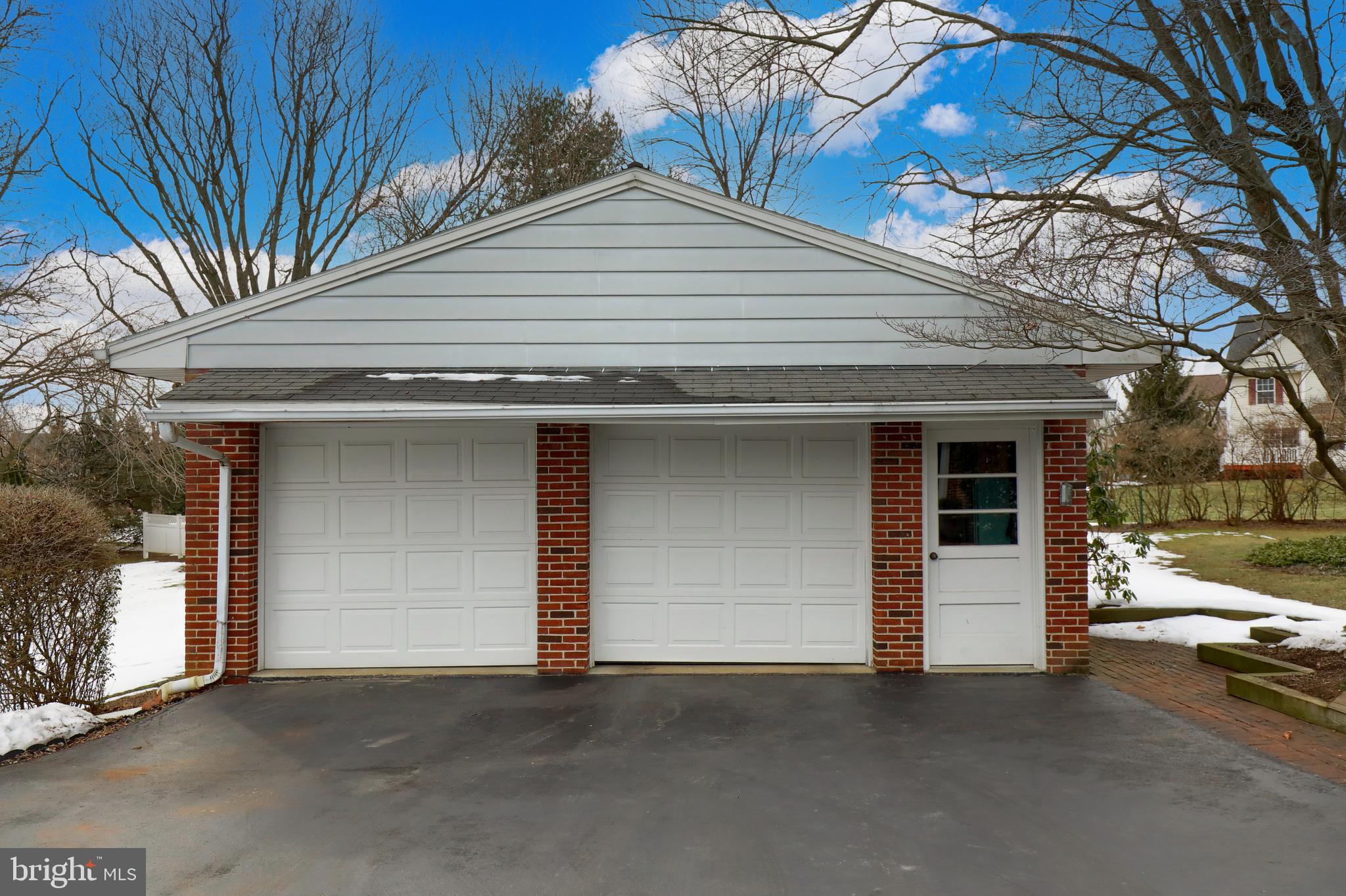 2910 Kissel Hill Road Lititz, PA 17543 - Photo 2 of 48