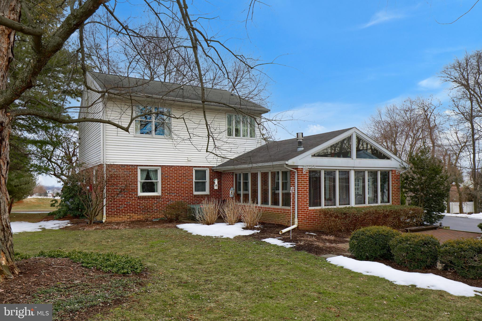 2910 Kissel Hill Road Lititz, PA 17543 - Photo 5 of 48