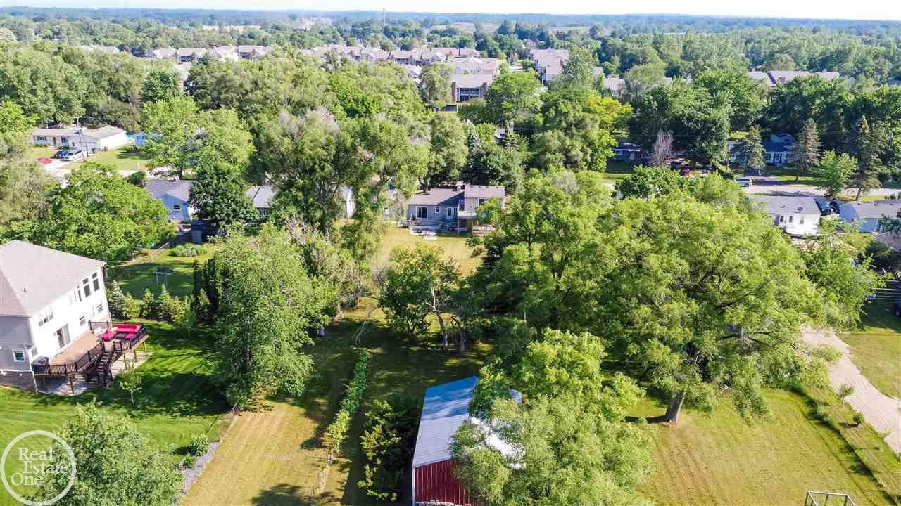 2322 Durham Road Utica, MI 48317 - Photo 66 of 68 50044749-65.JPG