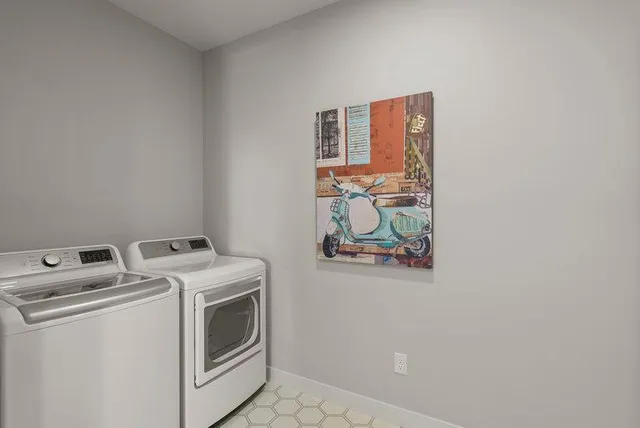 $804,810 | 5881 Freeland Court North, Hugo, MN 55038