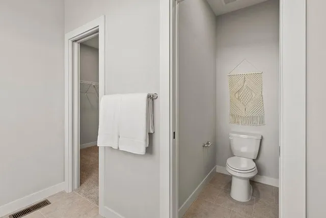 $804,810 | 5881 Freeland Court North, Hugo, MN 55038