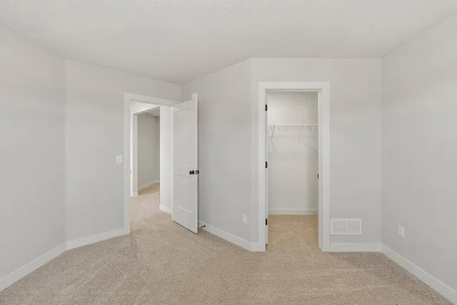 $804,810 | 5881 Freeland Court North, Hugo, MN 55038