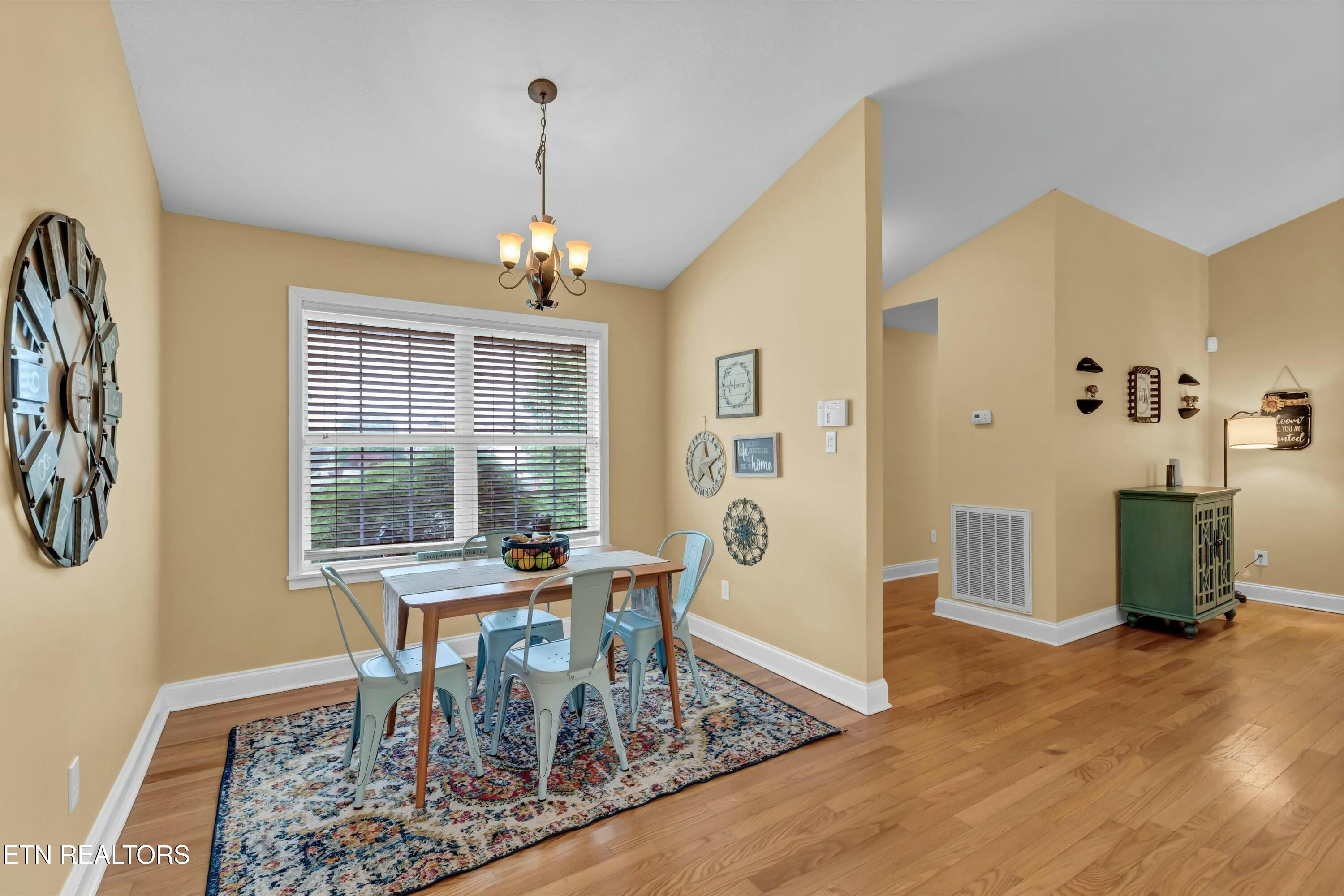 7417 Openview Lane Corryton, TN 37721 - Photo 5 of 14 Dining Area
