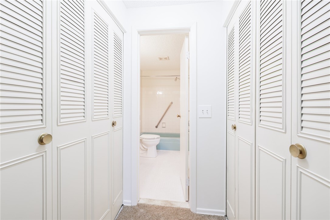 910 Westage At The Irondequoit, NY 14617 - Photo 13 of 18