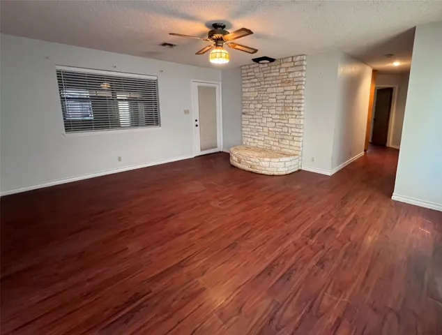 $479,600 | 2325 Valenta Road, La Grange, TX 78945