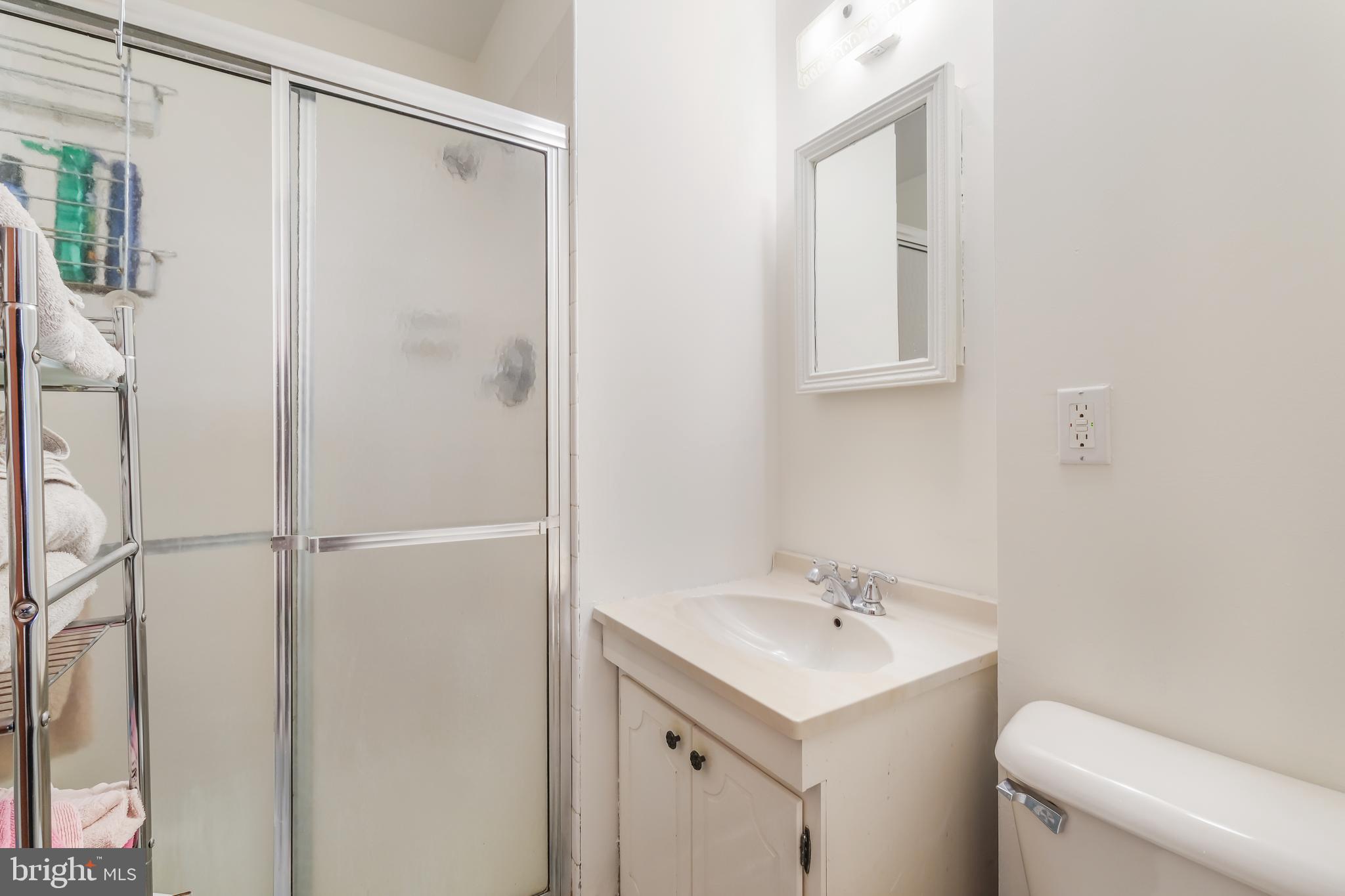 10706 Philcrest Road Philadelphia, PA 19154 - Photo 12 of 24 Gallery Image 12