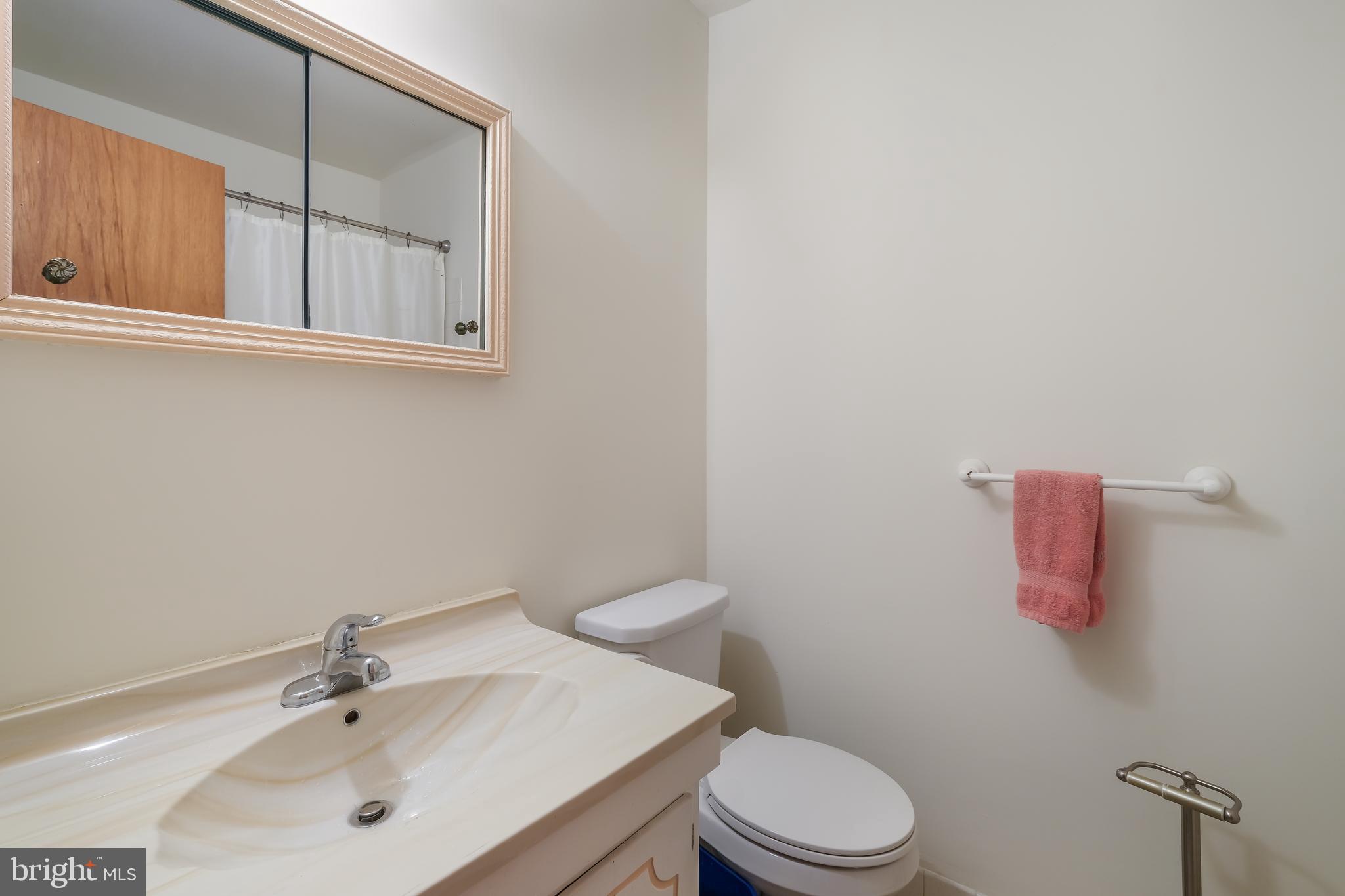 10706 Philcrest Road Philadelphia, PA 19154 - Photo 15 of 24 Gallery Image 15