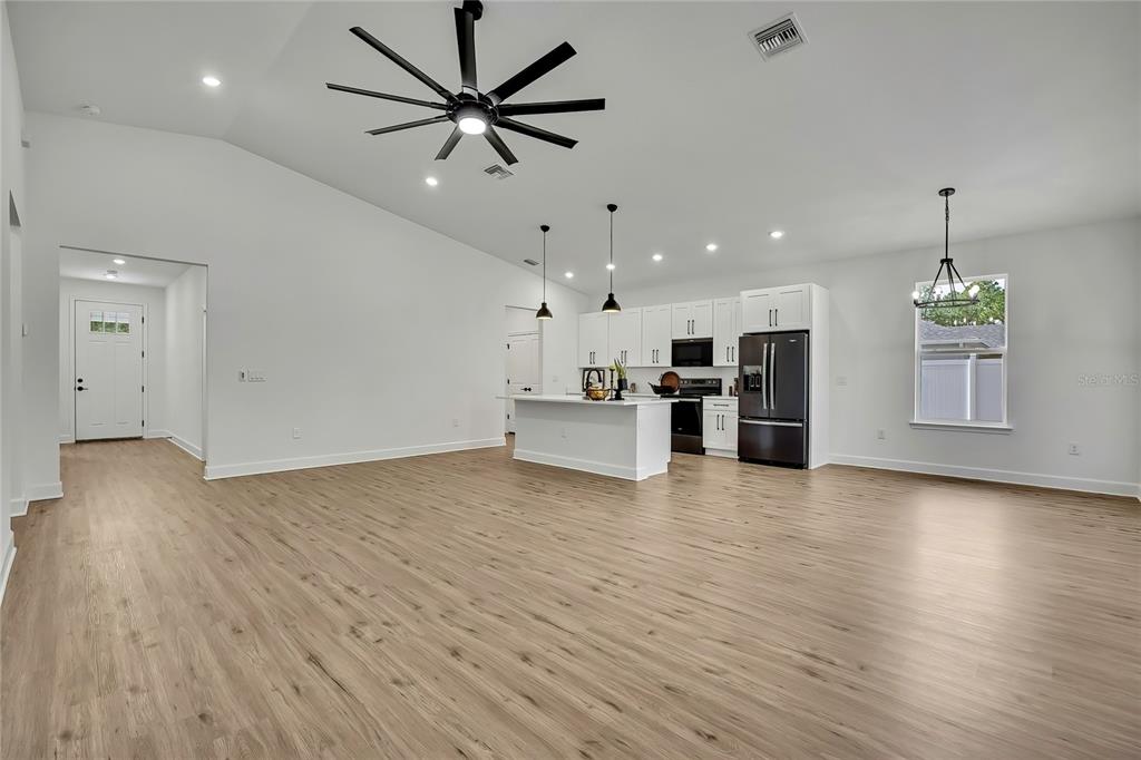 13151 Trapper John Road Weeki Wachee, FL 34614 - Photo 9 of 51