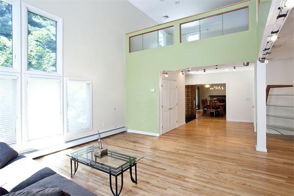 27 Loring Road Weston, MA 02493 - Photo 4 of 28