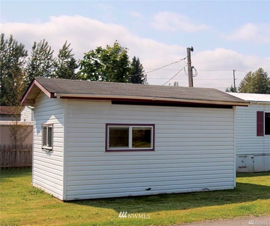 1870 Trigg Road, Unit 9 Ferndale, WA 98248 - Photo 8 of 10