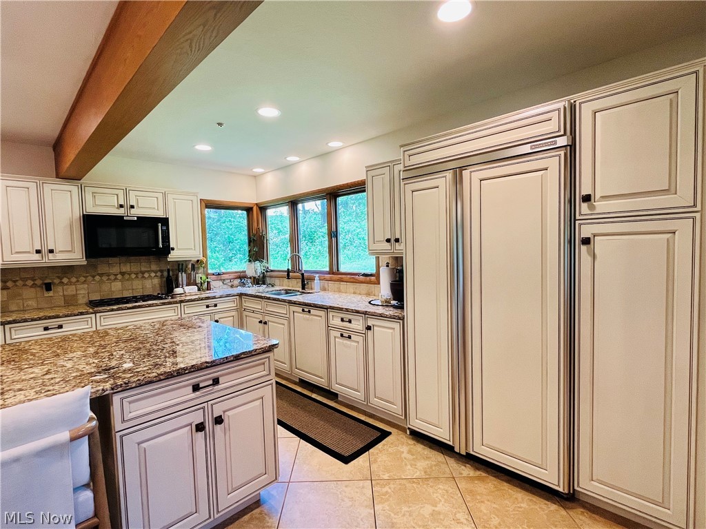35560 Ridgeway Lane Willoughby, OH 44094 - Photo 12 of 50