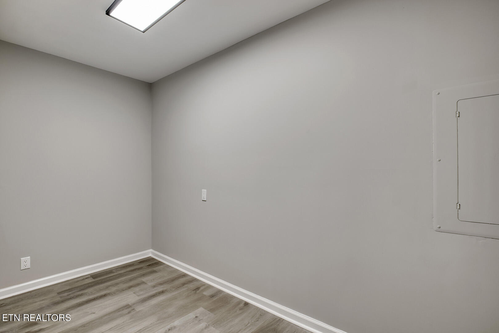 107 Carson Lane Oak Ridge, TN 37830 - Photo 27 of 55 27_CarsonLane_107_Storage