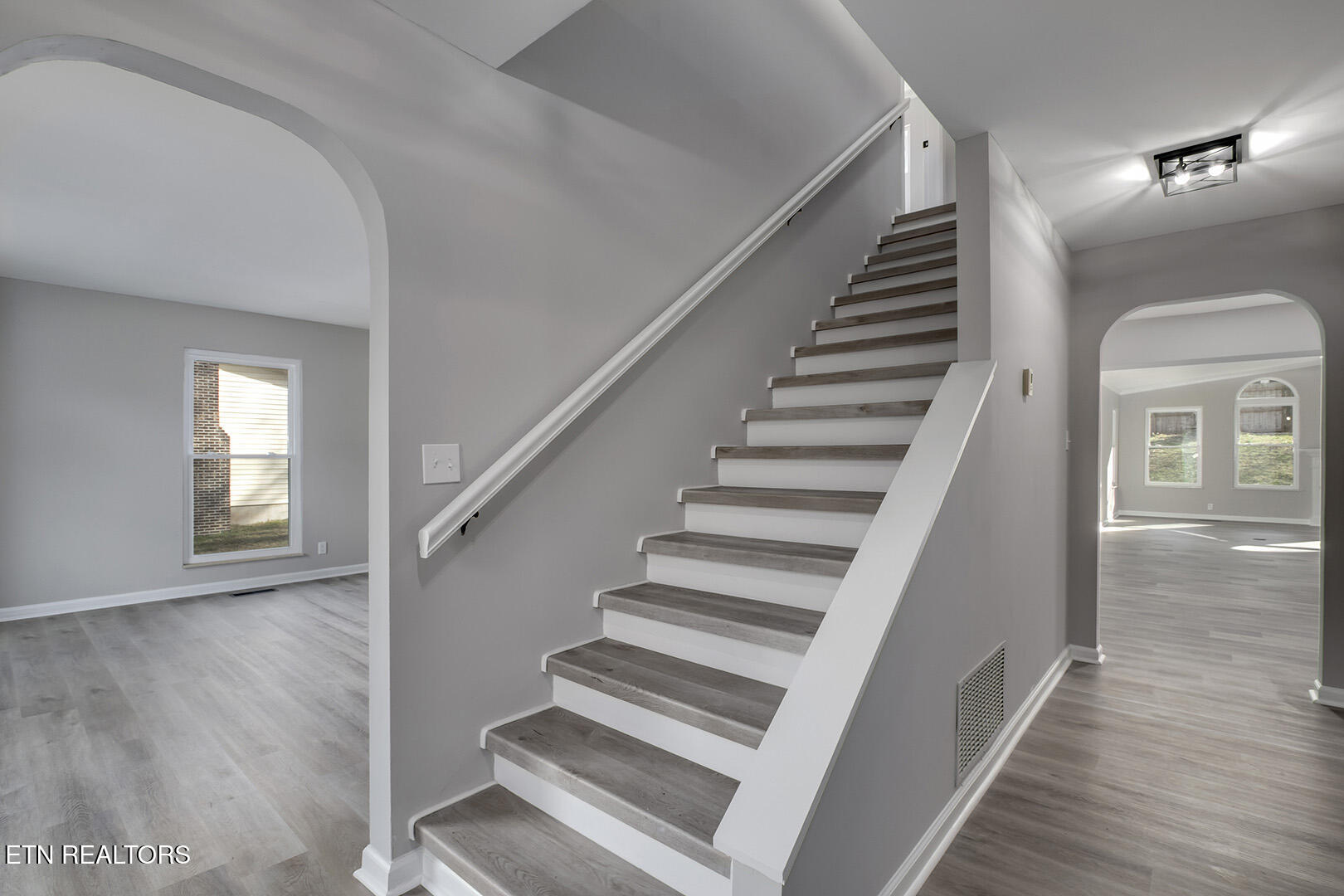 107 Carson Lane Oak Ridge, TN 37830 - Photo 33 of 55 33_CarsonLane_107_SittingEntry-StairsUp0