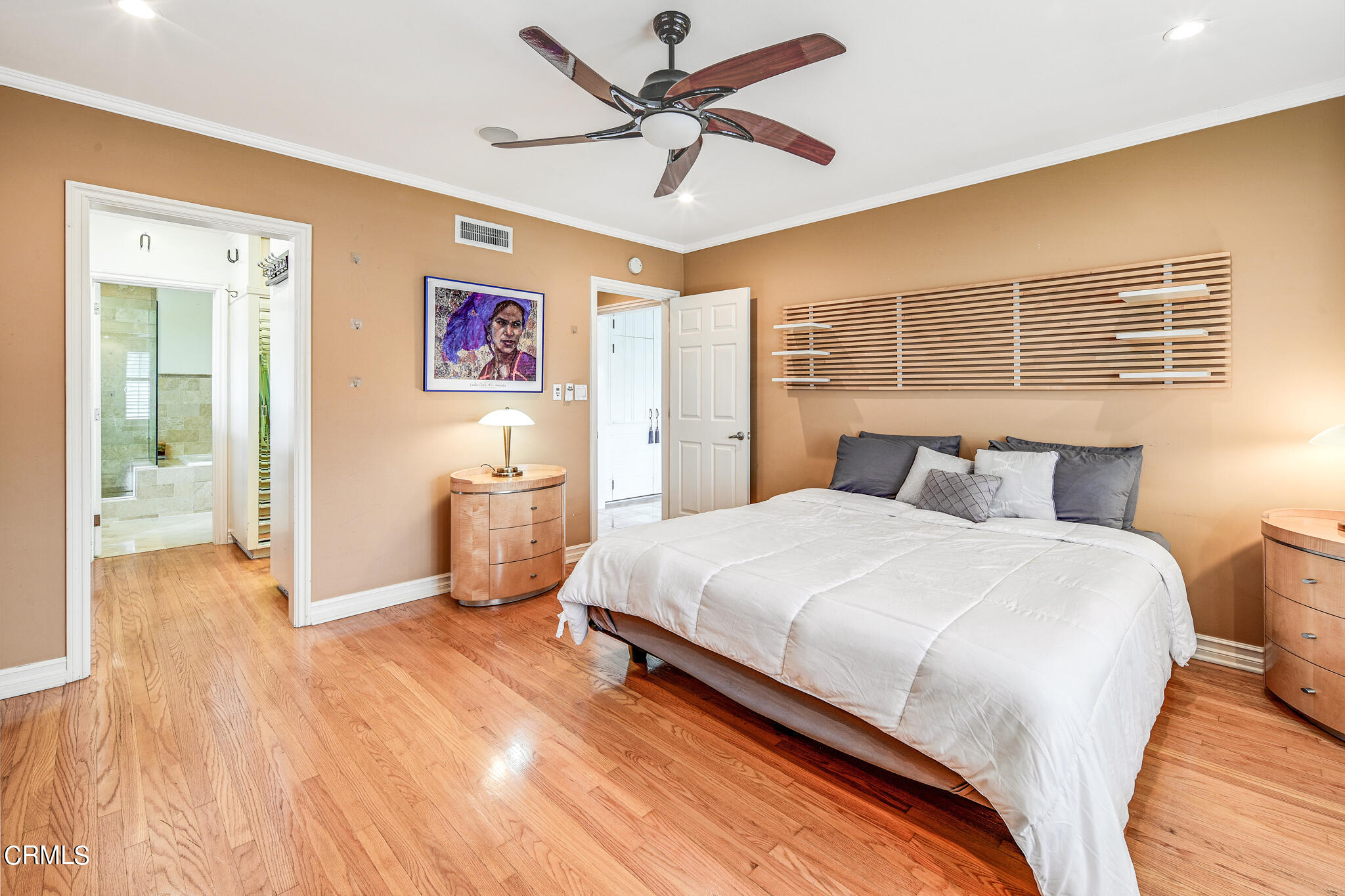 3886 Olympiad Drive View Park, CA 90043 - Photo 20 of 43 _DSC2568