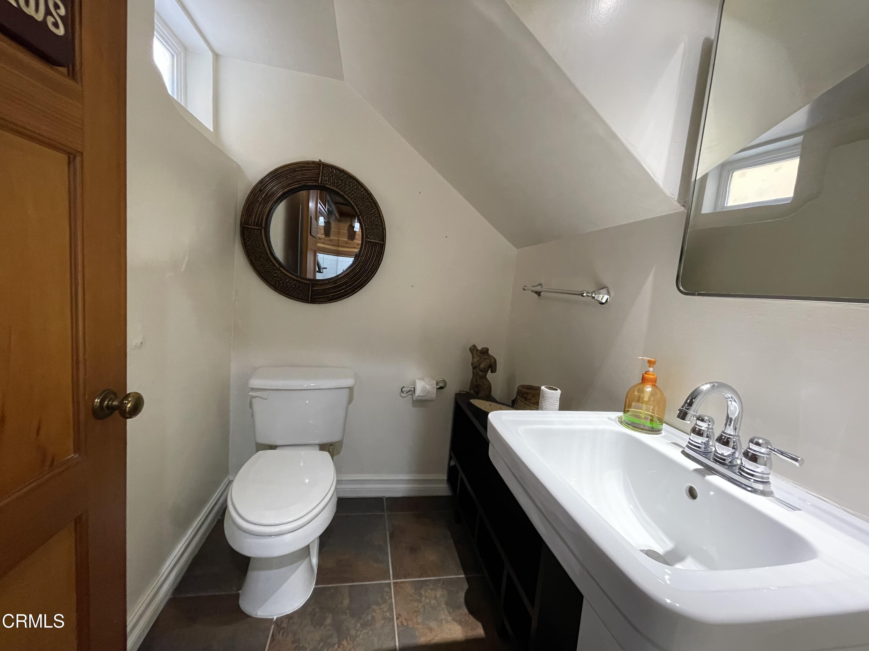 3886 Olympiad Drive View Park, CA 90043 - Photo 31 of 43 IMG-9592