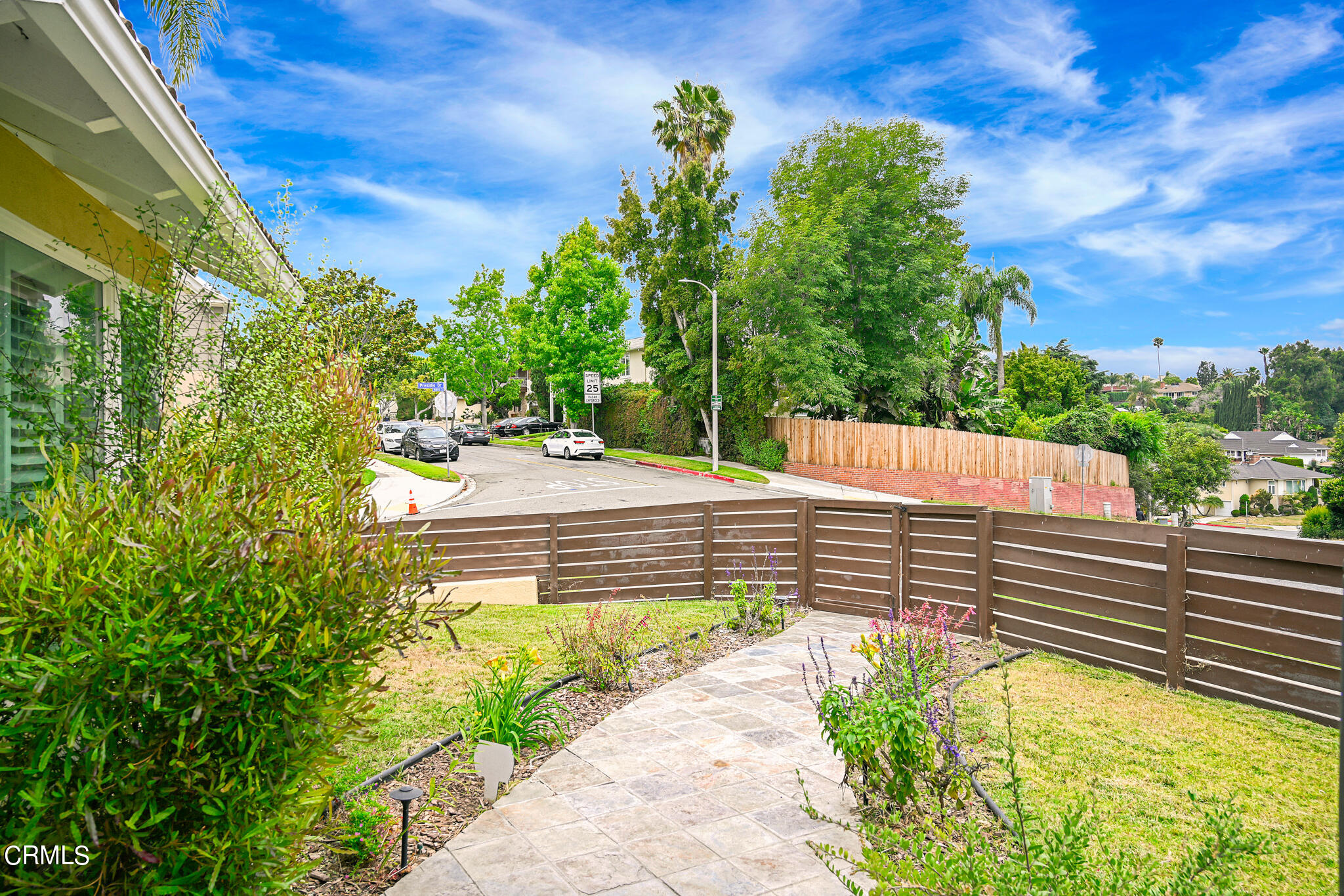 3886 Olympiad Drive View Park, CA 90043 - Photo 4 of 43 _DSC2264-Edit