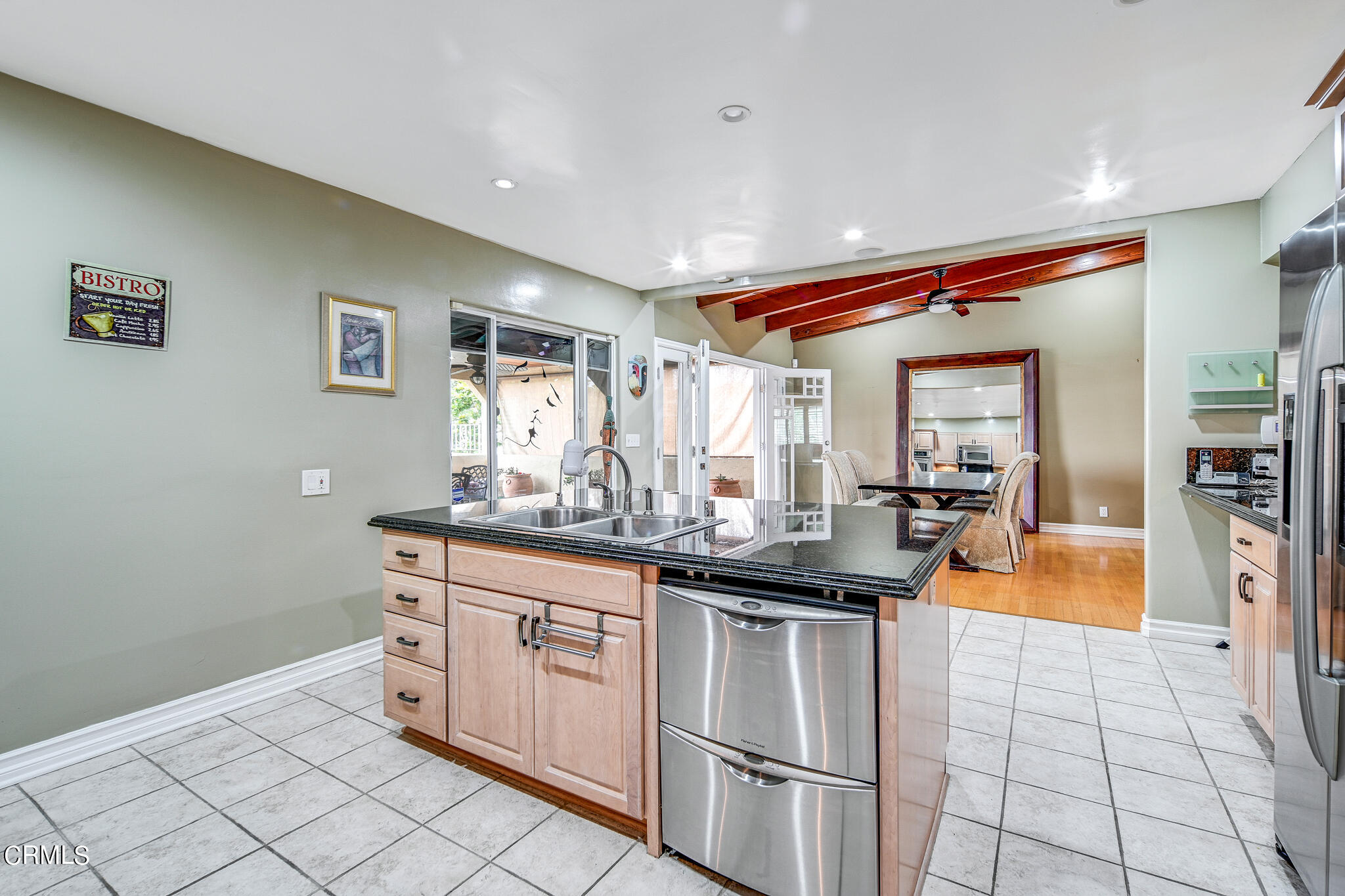 3886 Olympiad Drive View Park, CA 90043 - Photo 10 of 43 _DSC2448