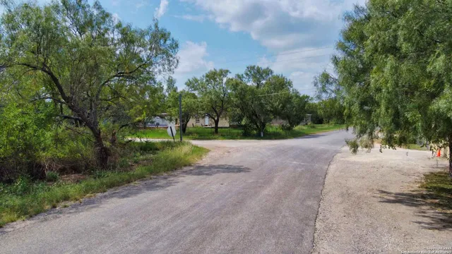 $95,000 | Tbd West Tbd W Windmill, Uvalde, TX 78801