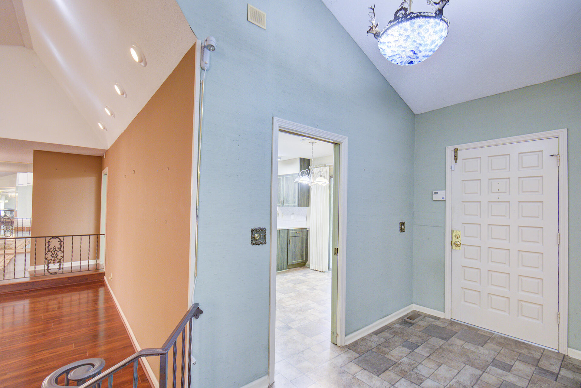 5851 North Park Road Hixson, TN 37343 - Photo 3 of 64 Front Entry