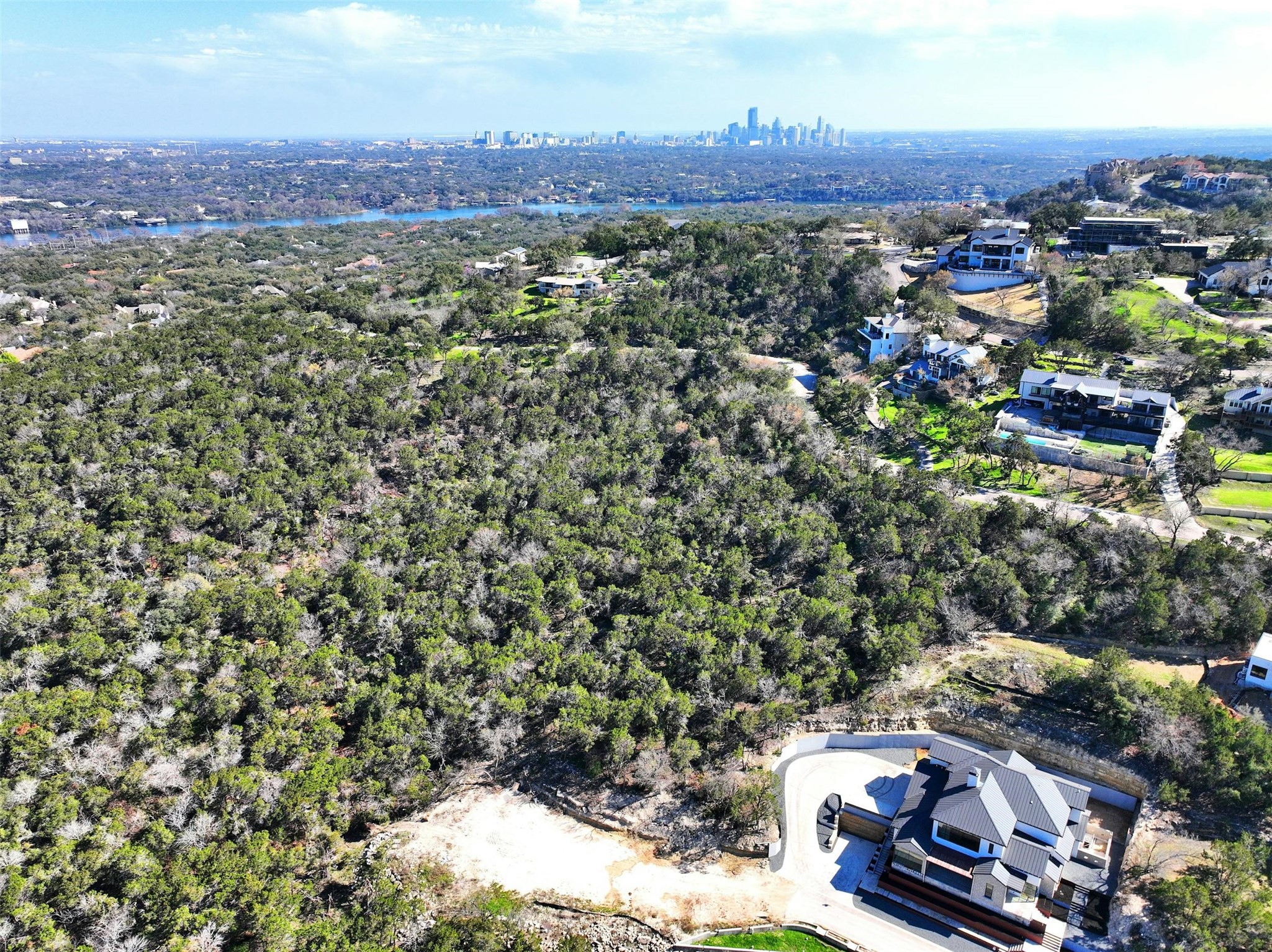 2701 Toro Canyon Road, Unit C Austin, TX 78746 - Photo 3 of 7