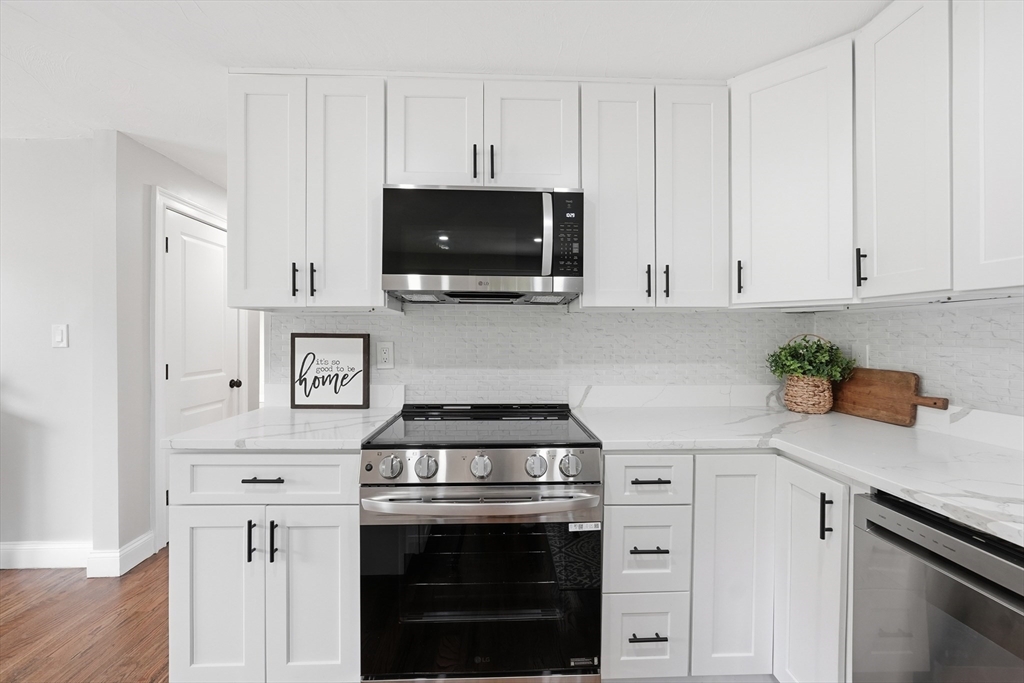173 Orient Street Worcester, MA 01604 - Photo 7 of 42