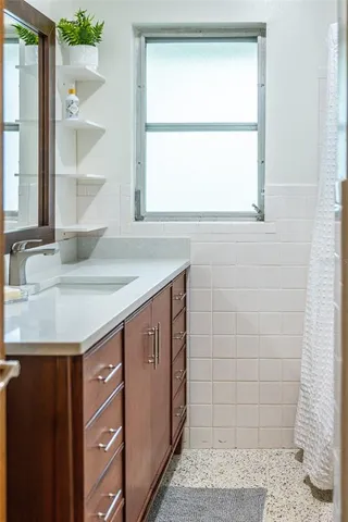 $2,100 | 723 Wilson Avenue, Lakeland, FL 33801