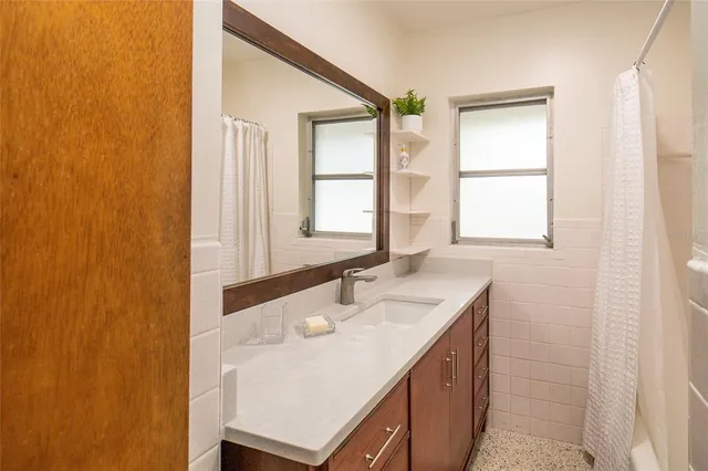 $2,100 | 723 Wilson Avenue, Lakeland, FL 33801