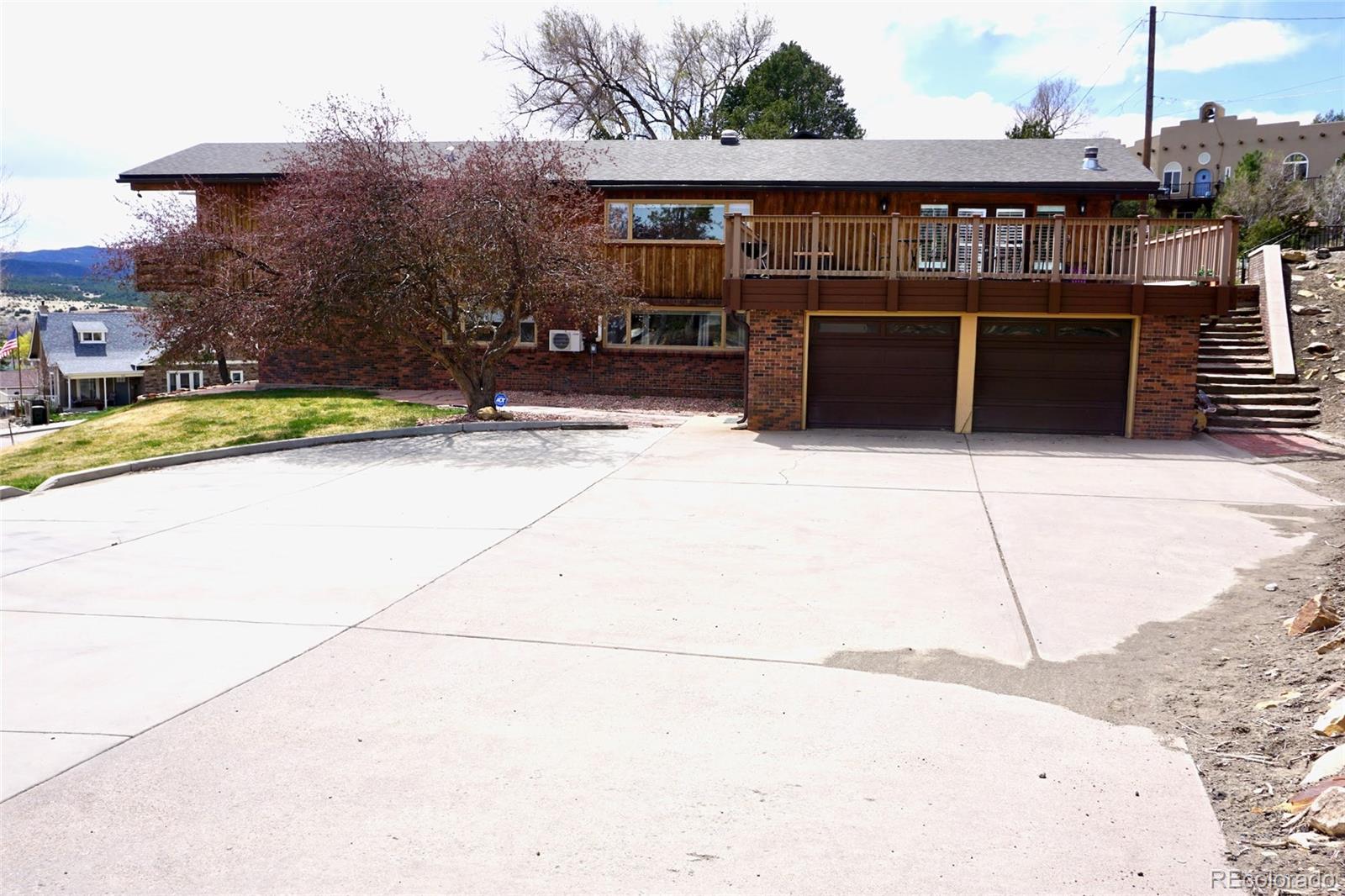 919 Park Street Trinidad, CO 81082 - Photo 2 of 47 a front view of house with yard