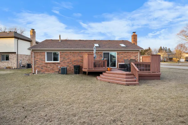 $379,000 | 13468 Mair Drive, Sterling Heights, MI 48313