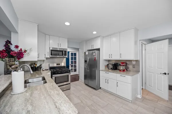 $379,000 | 13468 Mair Drive, Sterling Heights, MI 48313