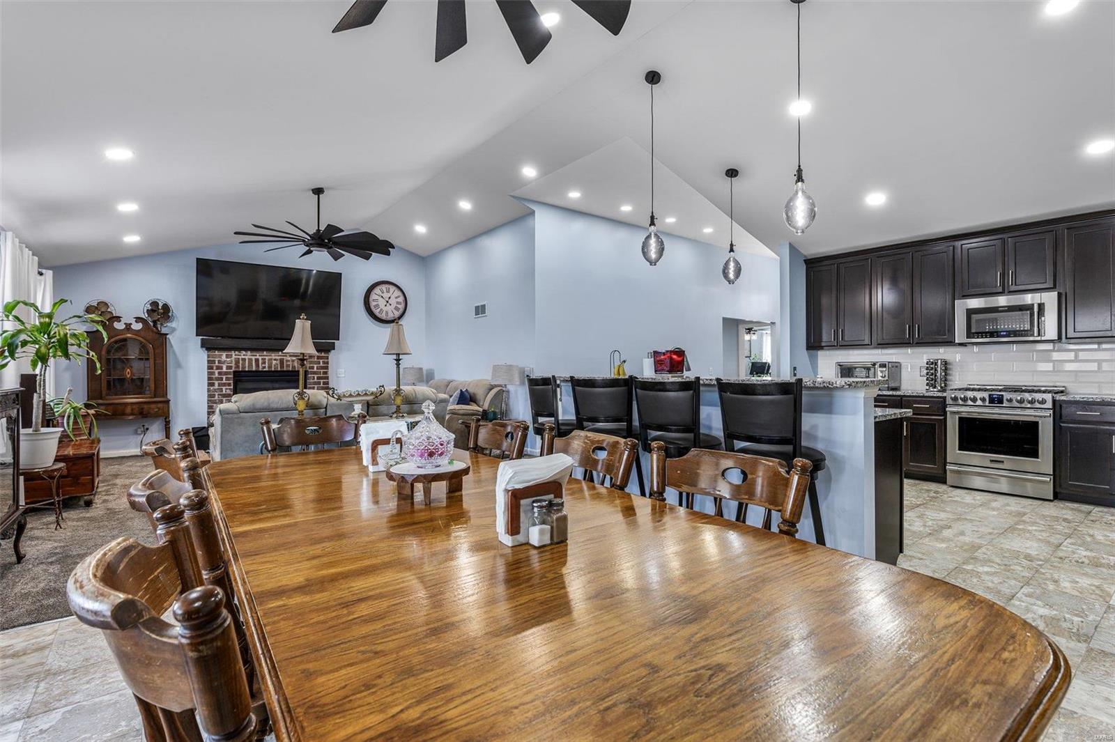 1869 Sunset Lane Festus, MO 63028 - Photo 15 of 40