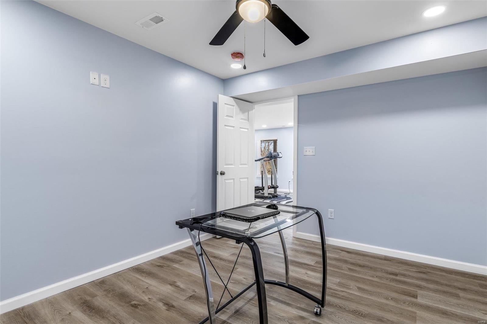 1869 Sunset Lane Festus, MO 63028 - Photo 33 of 40