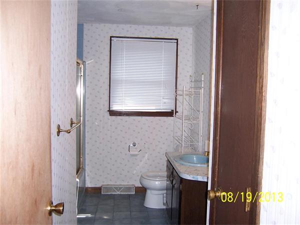 26 Jayson Road Methuen, MA 01844 - Photo 11 of 13 Gallery Image 11