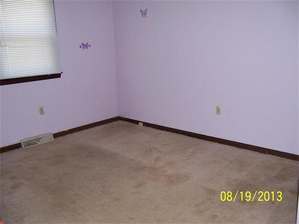 26 Jayson Road Methuen, MA 01844 - Photo 4 of 13 Gallery Image 4