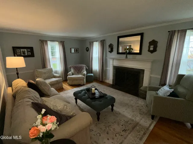 $519,900 | 91 Fernbank Avenue, Bethlehem, NY 12054