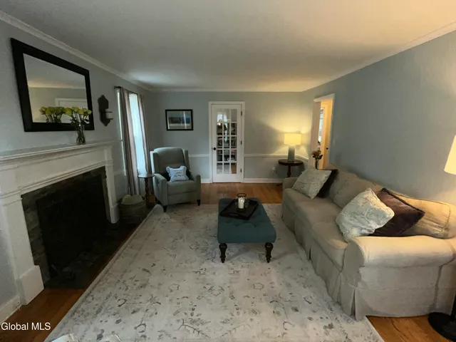 $519,900 | 91 Fernbank Avenue, Bethlehem, NY 12054