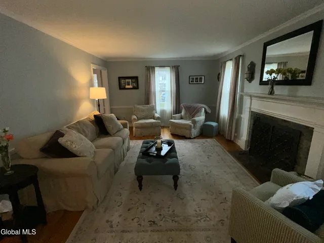 $519,900 | 91 Fernbank Avenue, Bethlehem, NY 12054