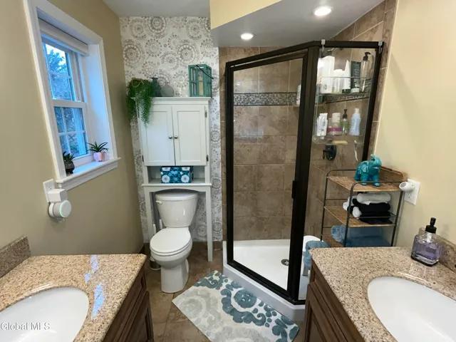 $519,900 | 91 Fernbank Avenue, Bethlehem, NY 12054