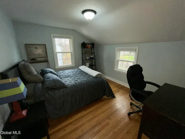 $519,900 | 91 Fernbank Avenue, Bethlehem, NY 12054