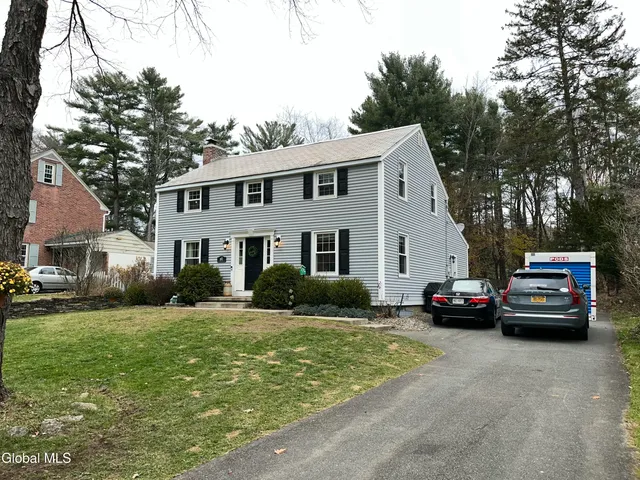 $519,900 | 91 Fernbank Avenue, Bethlehem, NY 12054