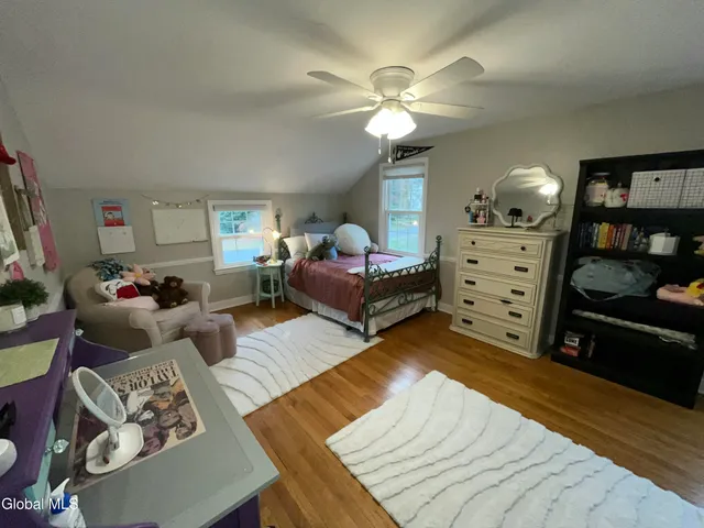 $519,900 | 91 Fernbank Avenue, Bethlehem, NY 12054